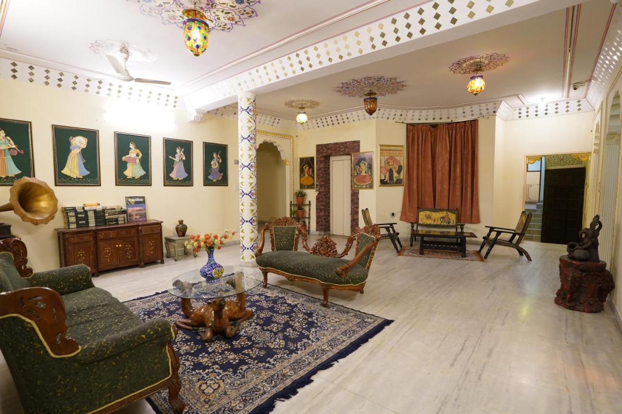 Hotel Radoli House - A Heritage Hotel 자이푸르 외부 사진